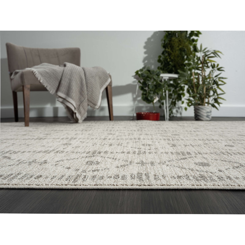 Alejoa Geometric Indoor Rug, Rectangle 6' x 9'