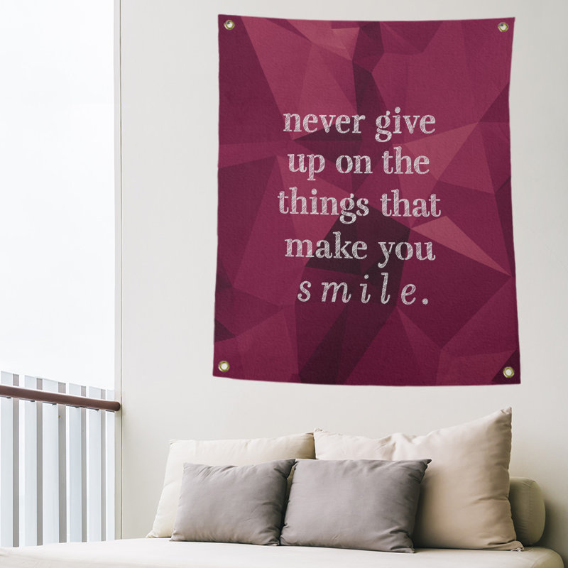 Quotetapestry de joie et perseverance de pierre de polyester, H 80 po x l 59 po, Spinelle
