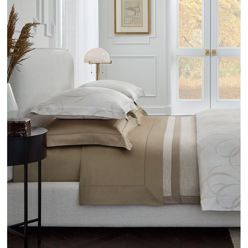 Caravino Sham, Boudoir