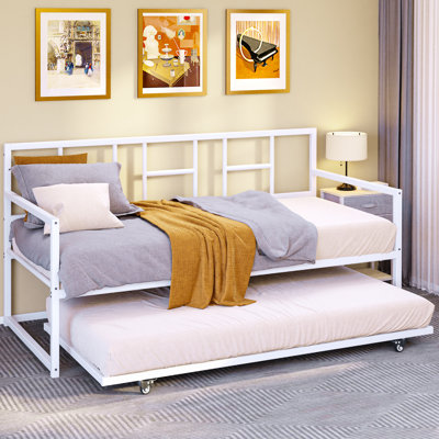 Rithvik Twin Daybed by 17 Stories