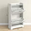 L'armoire de rangement pour chaussures d'entrée, inspirée de 2 tiroirs et de tablettes réglables, peut accueillir 8 paires, une commode blanche vieillie, un look caché