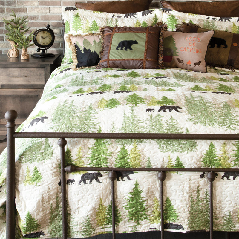 Twin Pine Wilderness Microfiber Quilt Set in White and Green