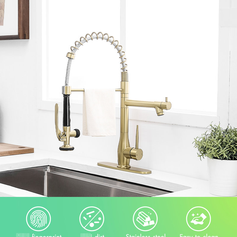 Robinet de cuisine moderne en or brossé, à levier unique, rétractable, à jet et à jet, évier pivotant à 360 degrés avec surface ternie, installation facile à faire