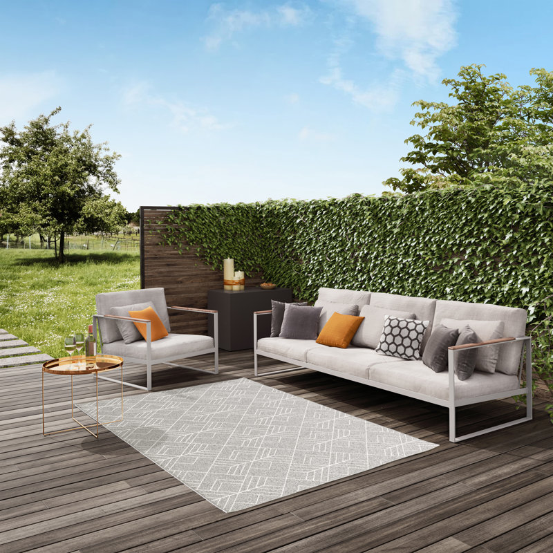 Pleione Geometric Indoor / Outdoor Area Rug, Rectangel 80 x 150cm