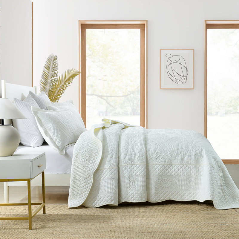 White Queen Cotton Embroidered Reversible Quilt Set