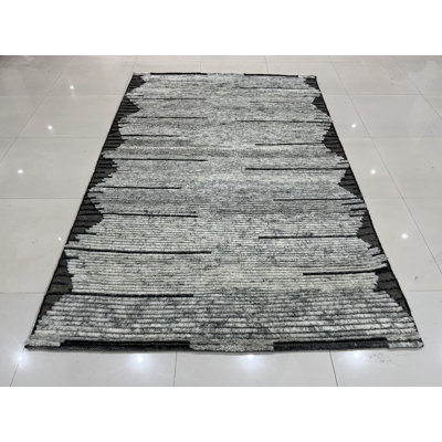 Amara Majestic Gray Hand Knotted Wool Transitional Modern Area Rug