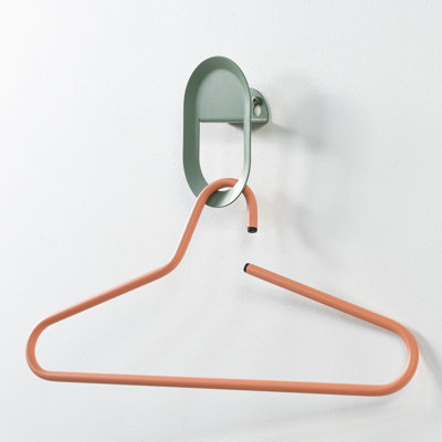 Spinder x OnMateria Steel 1 - Hook