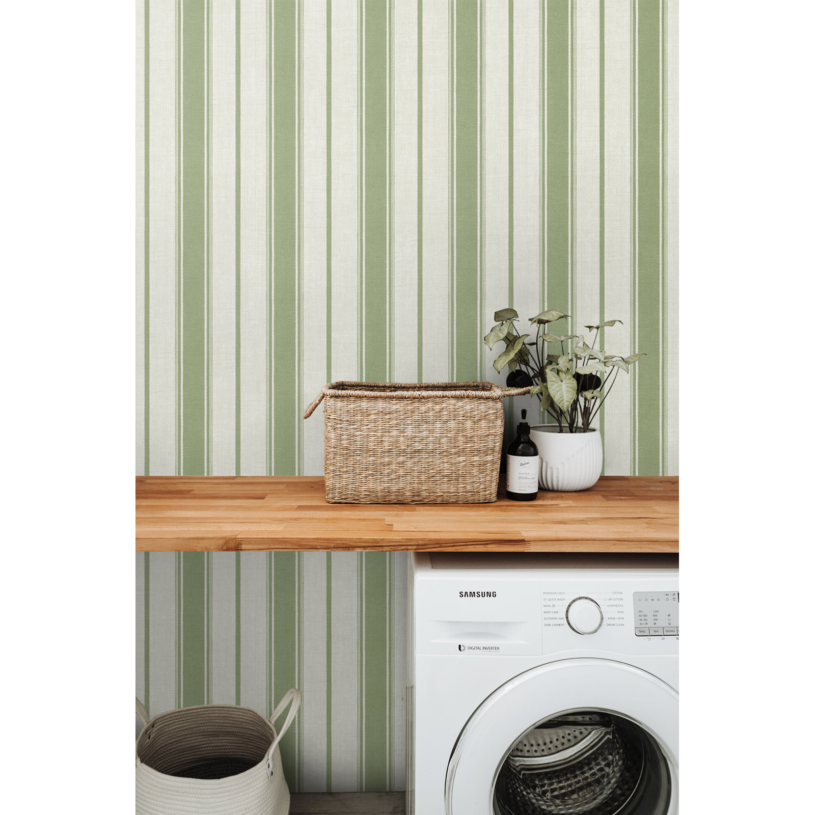 Leota Striped Wallpaper, Pomme