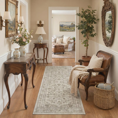 Tapis de couloir beige vintage à motif floral vieilli, lavable à la machine, antidérapant, pour entrée ou cuisine.