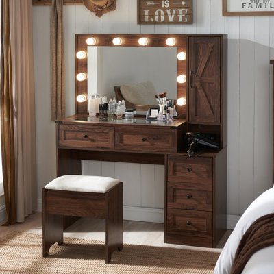 Dressing Table with Mirror