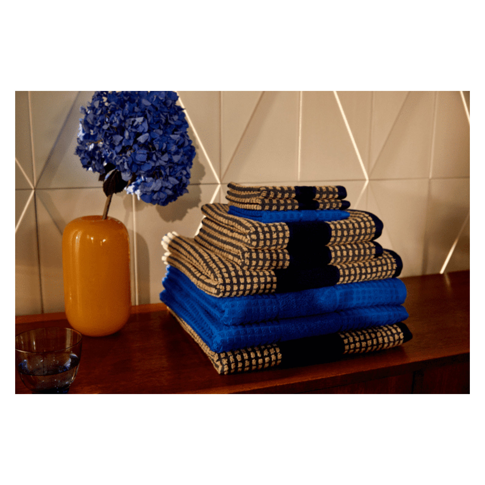 Check Bath Towel 27.6" X 55.1" Sand, Blue/Sand