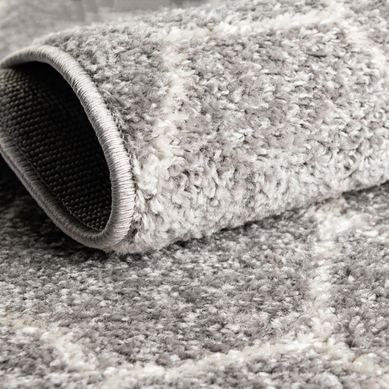 Tapis géométrique Debrodie, Tapis de couloir 2 pi x 9 pi, Gris clair