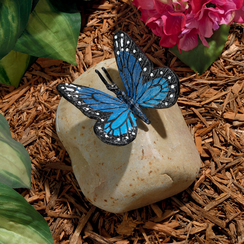 Statue papillons sur roches Papilio Ulysses