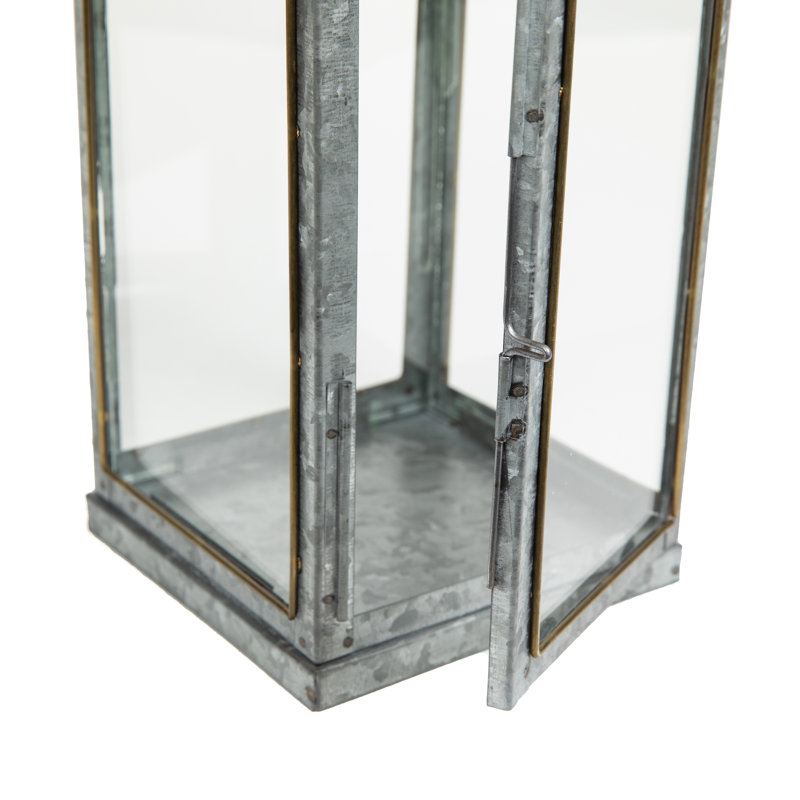 Lanterne en fer, H 12,7 po x l 5,8 po x P 5,8 po