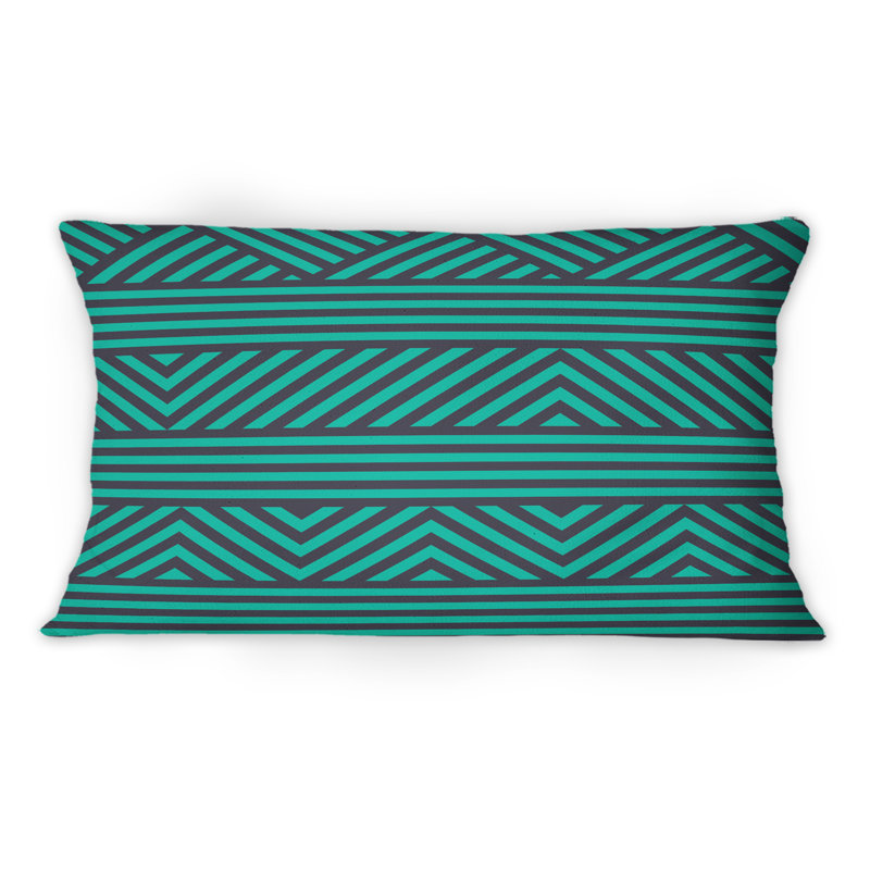 Coussin décoratif à motif géométrique vert triangles et lignes I