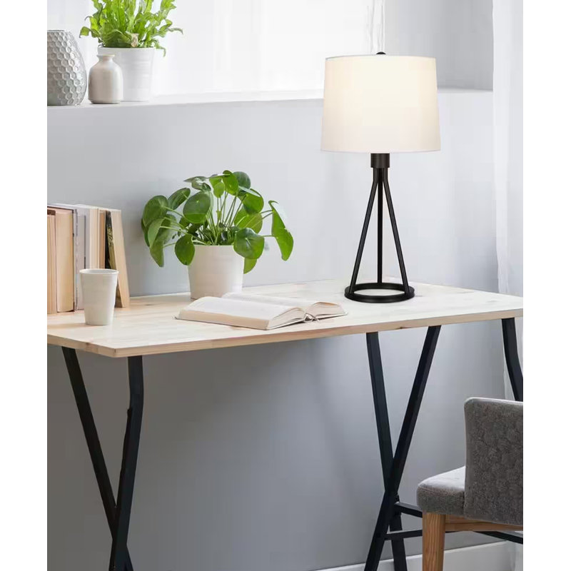 Lampe trépied en métal