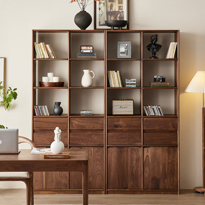 Bibliothèque en bois de noyer noir clair