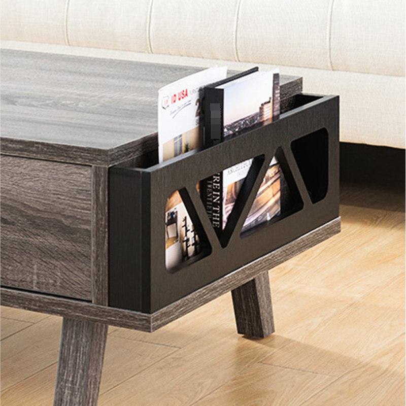 Table basse grise et noire antique