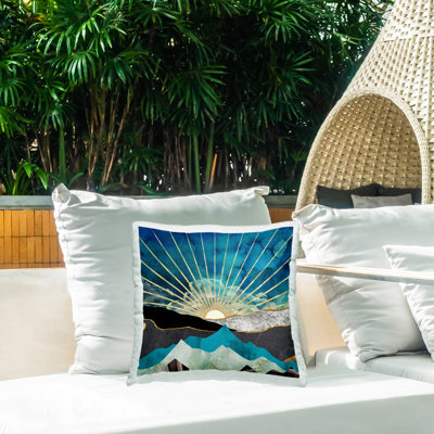 Conception de coussin décoratif d'extérieur à imprimé abstrait Sun Rays de Stupell Industries par Jennifer T.