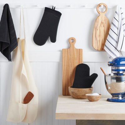 KitchenAid Ribbed Soft Silicone Oven Mitt