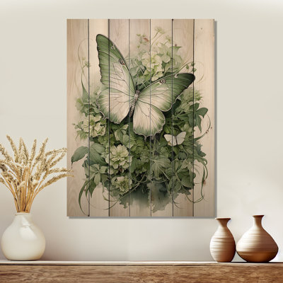 " Green Butterfly Whirling Beauty "