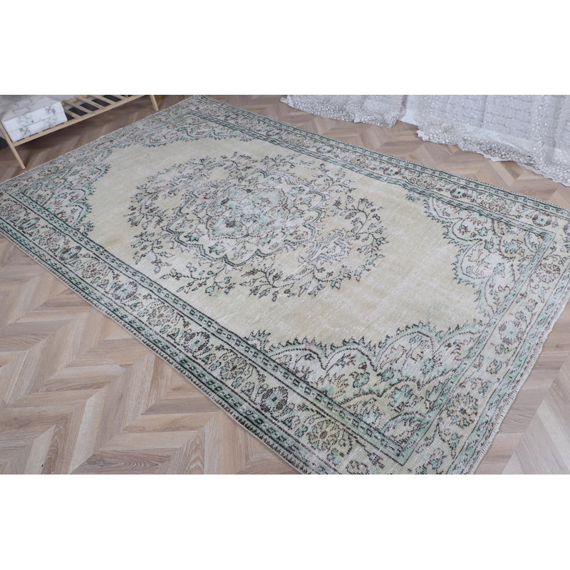 Tapis turc Oushak fait à la main de style médaillon frappant qui orne n'importe quel espace de salon