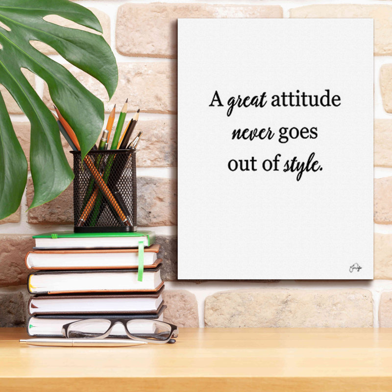 Latitude Run® «A Great Attitude» par Yass Naffas Designs, estampe numérique sur toile, H 16 po x l 12 po x P 0,75 po