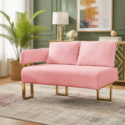 Ensemble de 2 fauteuils d'appoint modernes, en polaire rose, pieds en métal doré, pour garde-robe, réception et bureau.