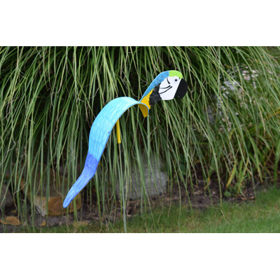 Arverne Weather Resistant Plastic Animals Garden Art