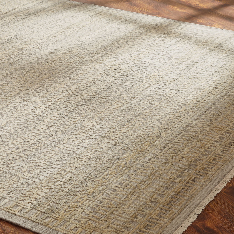 Avannah Wool Area Rug in Beige, Rectangle 6' x 9'