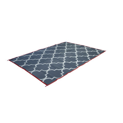 Chill Champagne Extra Large Picnic Blanket