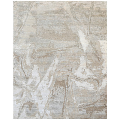 High-Quality Hand-Knotted Camel And Ivory Area Rug