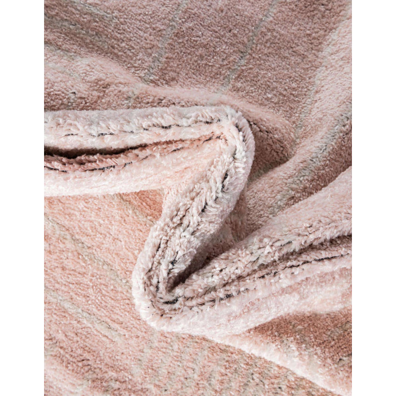 Tapis géométrique en polypropylène tissé à la machine Anaka, Rectangle 4 pi 1 po x 6 pi 1 po