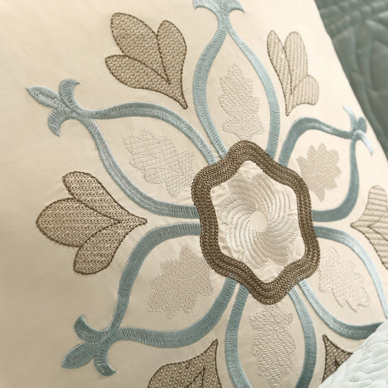 Édredon 9 pièces Charmeuse en bleu pour très grand lit, avec coussins décoratifs et très grand lit décoratif décoratif européen