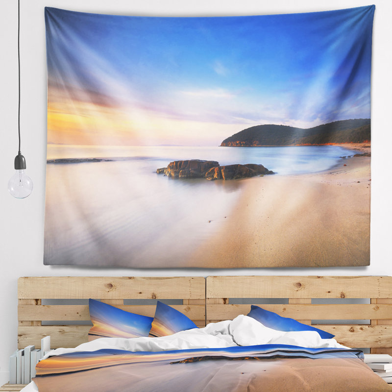 Tapisserie sur le bord de mer avec magnifique coucher de soleil à la plage de Violina, H 50 po x l 60 po