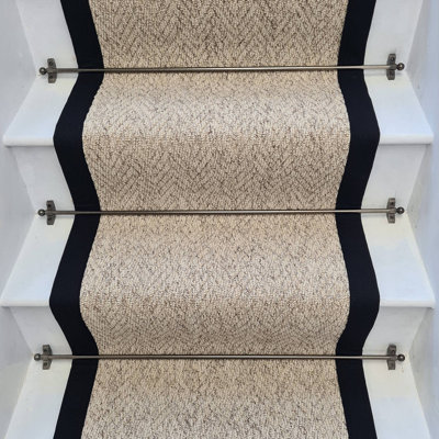 Stair Runner Chevron Looped / Hooked Area Rug