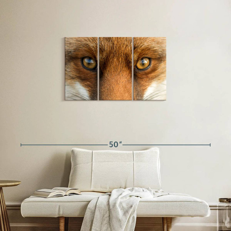 Brampt Amber Eyed Fox, 20" H x 33" W