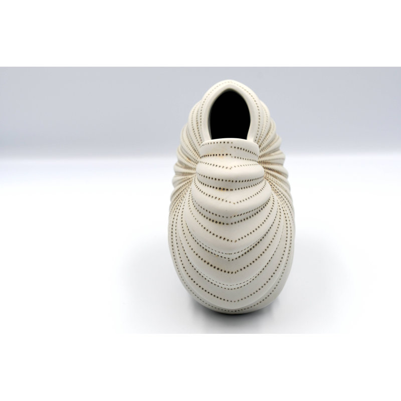 Avalo Table Vase 1, 5.7" H x 6.6" W x 3.4" D, Brown