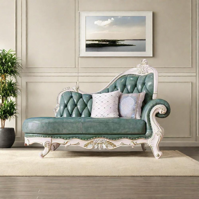 Chaise moderne en bois massif sculpté, Orienté à droite
