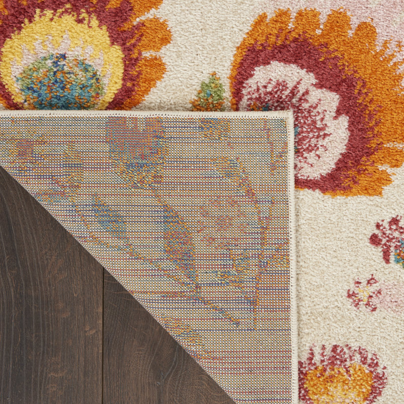 Tapis ivoire traditionnel à motif floral Lakenya, Rectangle 7 pi 10 po x 9 pi 10 po