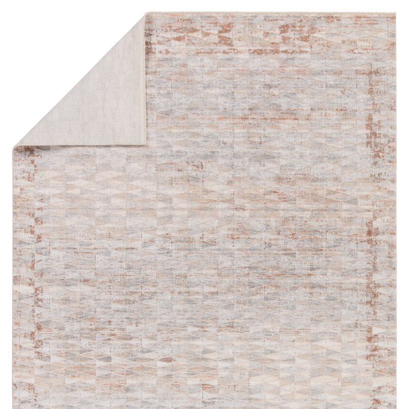 Luxurious Gray Trellis 5' x 8' Synthetic Area Rug