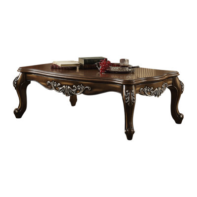 Table basse en chêne antique, de forme rectangulaire avec de grands pattes, minimaliste pour présenter un petit décor, surface en bois festonné complexe, finition, 20 pouces de hauteur, 57 pouces de largeur, 35 pouces de chêne