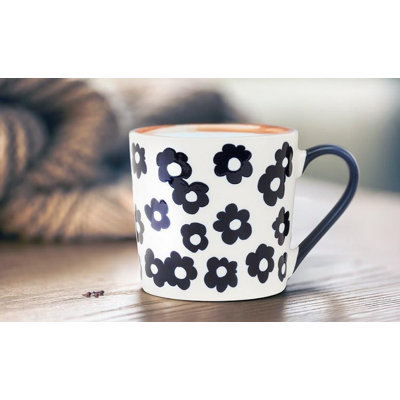 Graphic Flowers Mug