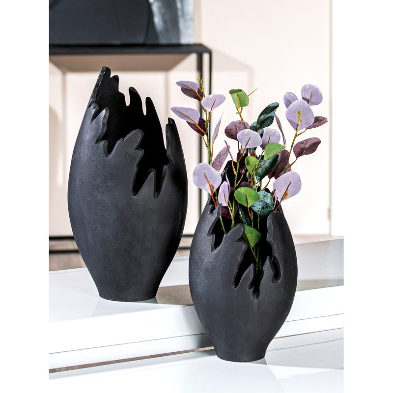 Celinka Aluminum Table Vase