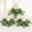 3 pièces d'anneaux de bougie d'eucalyptus artificiel vert avec couronnes et mini armoires de cuisine d'été avec centre de table et fleurs blanches