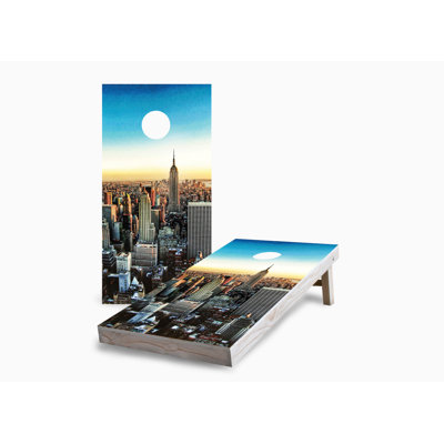 Ensemble de jeu de cornhole 2 x 4 New York City | Comprend (2) planches (8) sacs et accessoires optionnels
