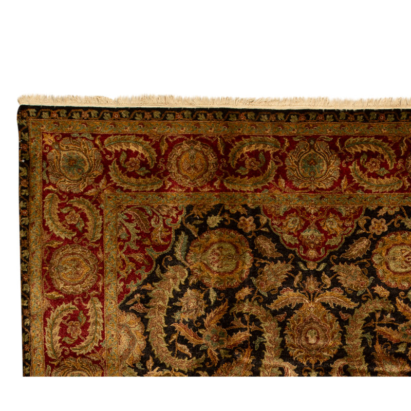 High-Quality Hand-Knotted Black And Red Area Rug