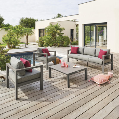 Berte Metal 5 - Person Seating Group
