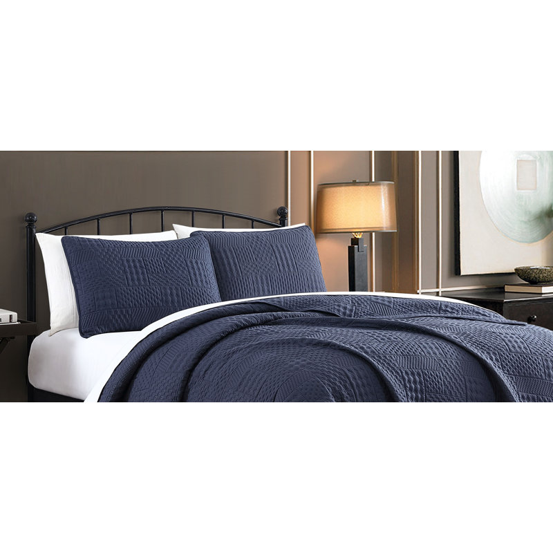 Ensemble de courtepointe réversible en microfibre Yardley, Bleu marine, Courtepointe très grand et 2 très grandes taies