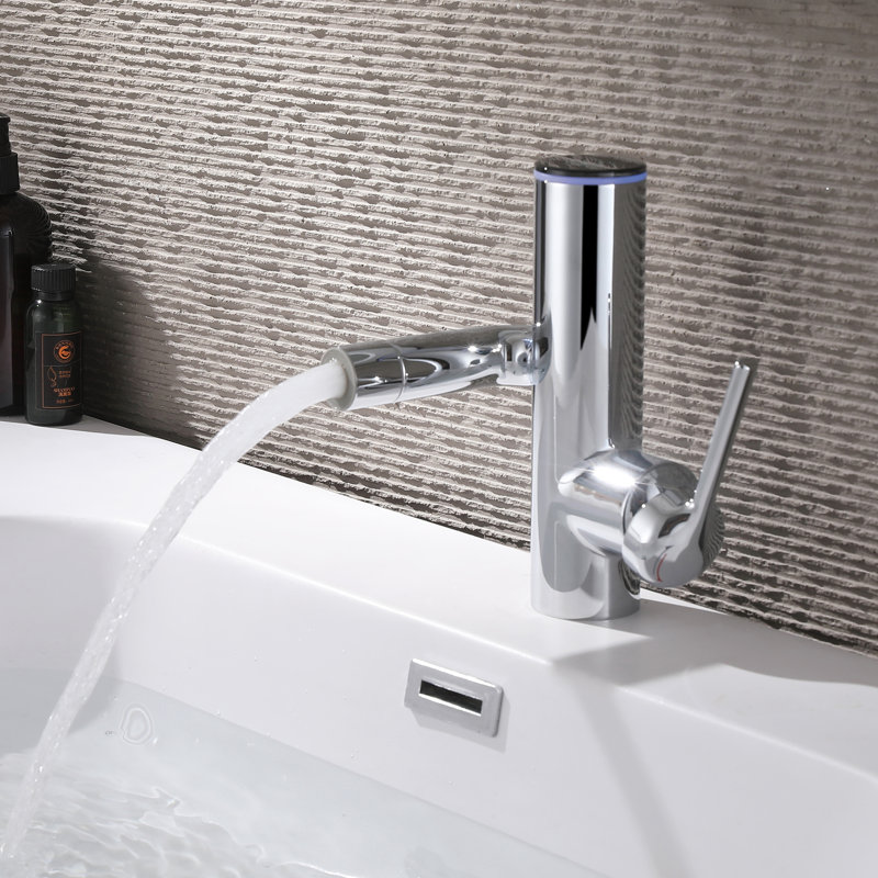 Single-Hole Single-Handle Bathroom Faucet With Drain Assembly, Chrome